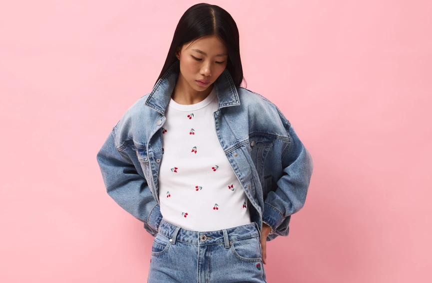 szafa kapsułowa na wiosnę