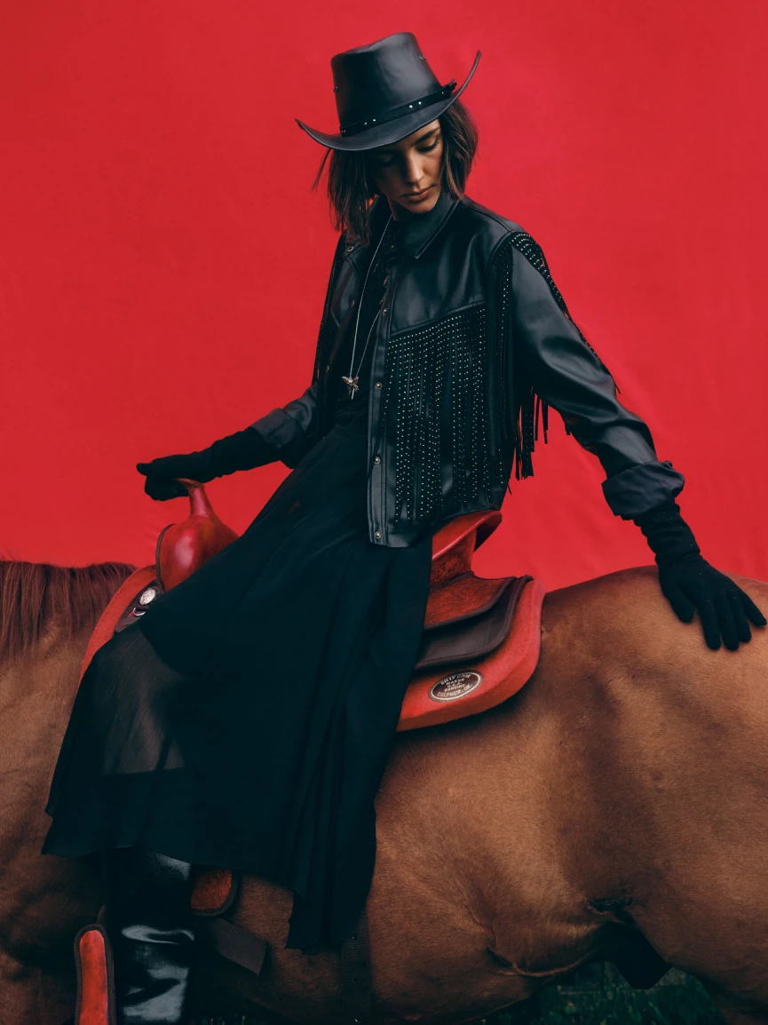 Jak dobrać kurtkę do sukienki?