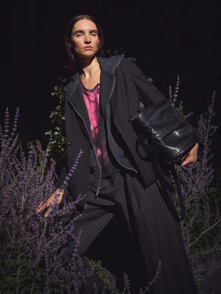 Jaka kurtka do szerokich spodni?