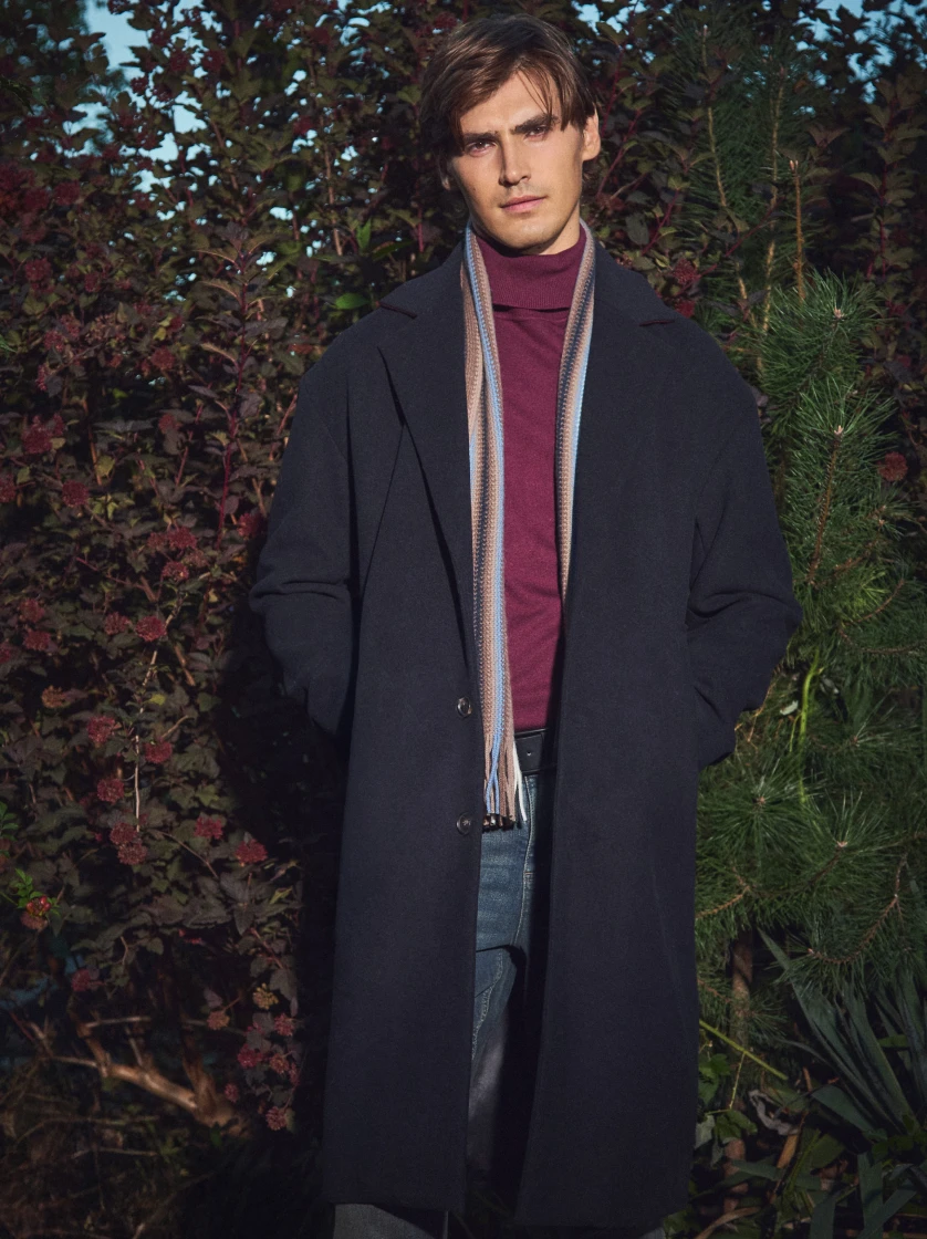 Jak nosić płaszcz męski?