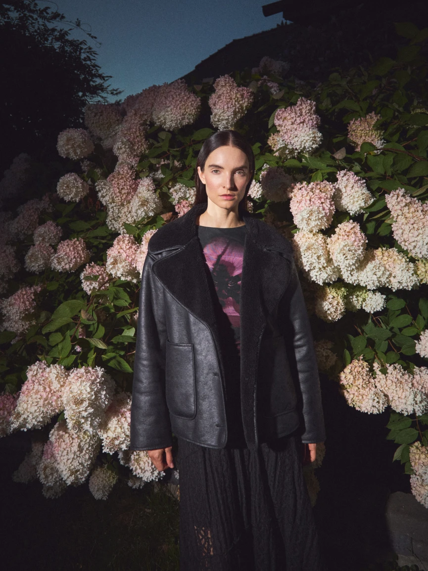 Jak nosić kurtkę biker zimą?