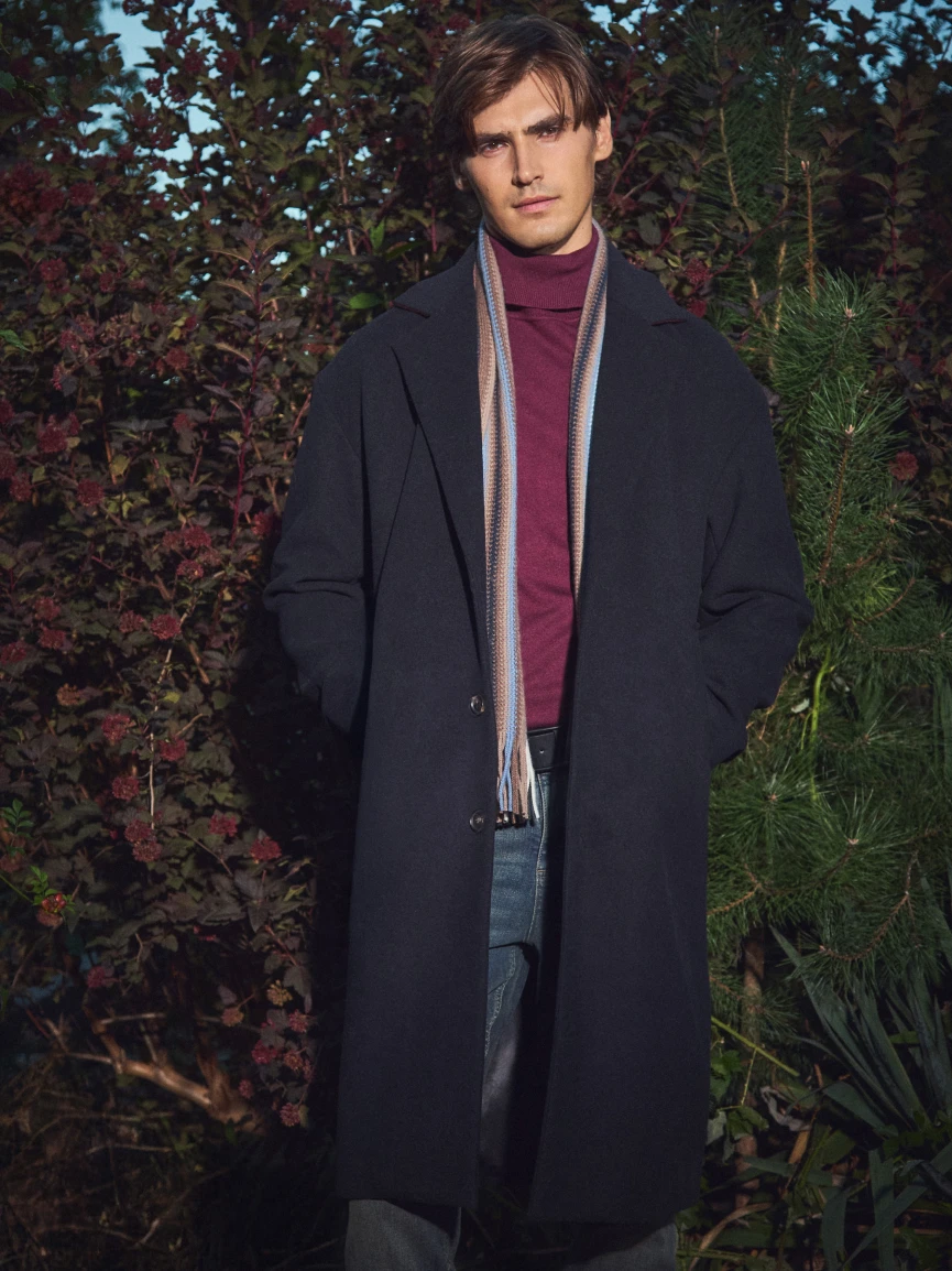 Jak nosić płaszcz męski?