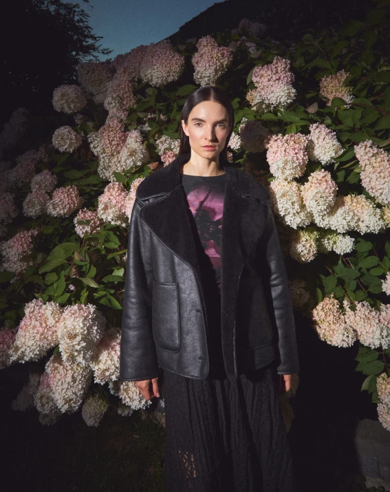 Jak nosić kurtkę biker zimą?